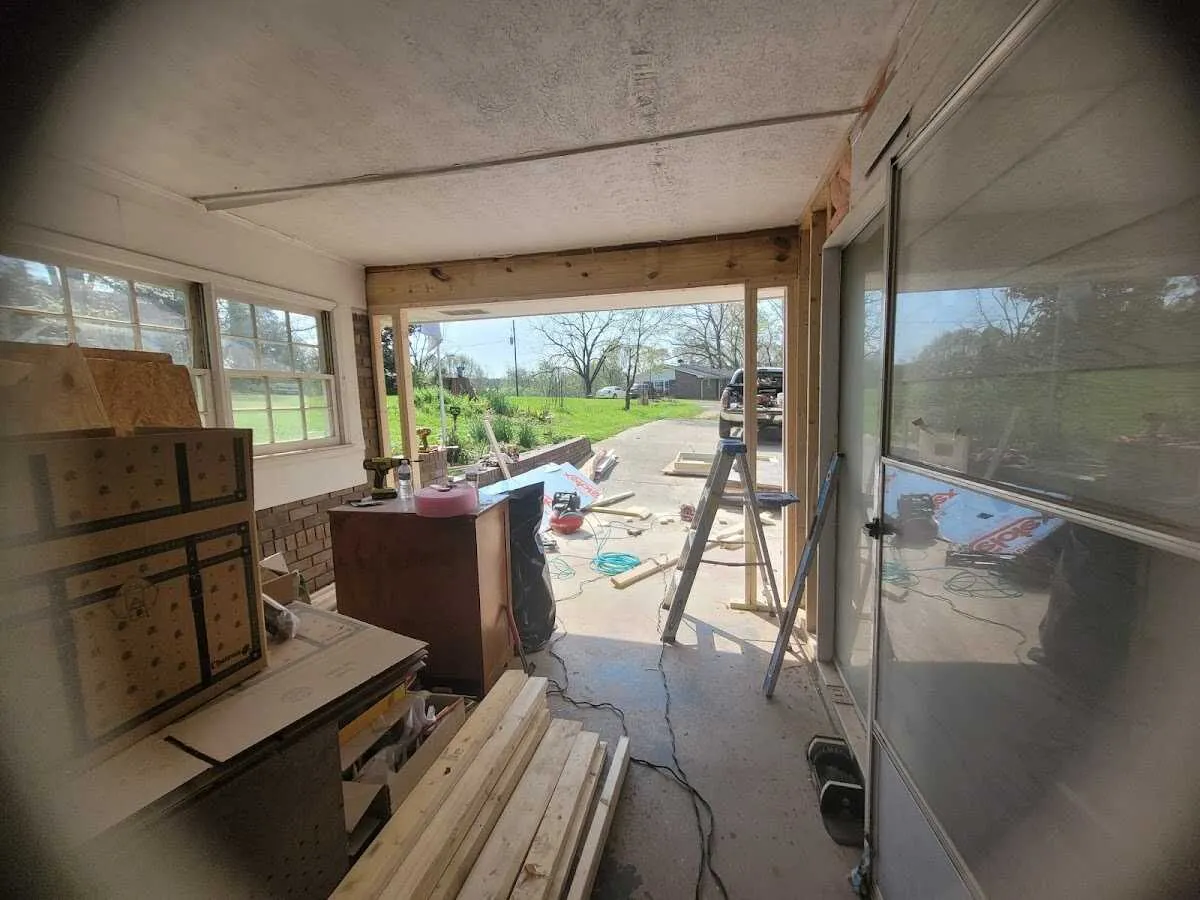 Air movers and dehumidifier for Drying & Dehumidification in Henrietta